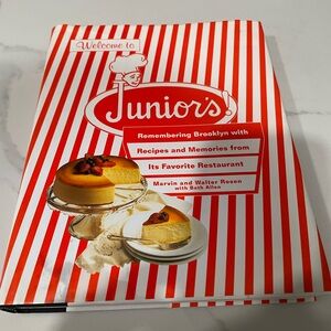 Juniors Cookbook. Recipes From Brooklyns Favorite Restaurants.